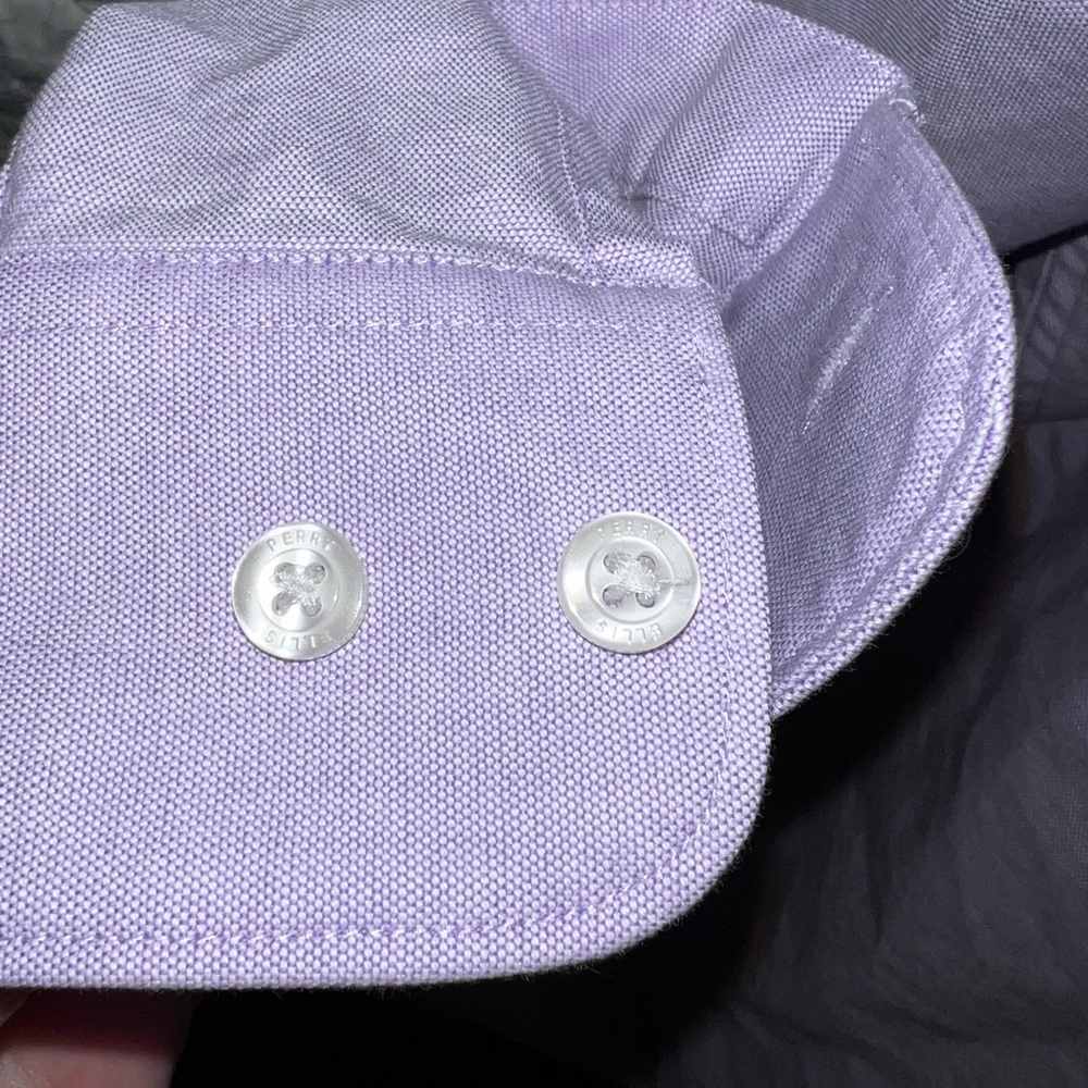 Perry Ellis Button Up - Picture 4 of 9